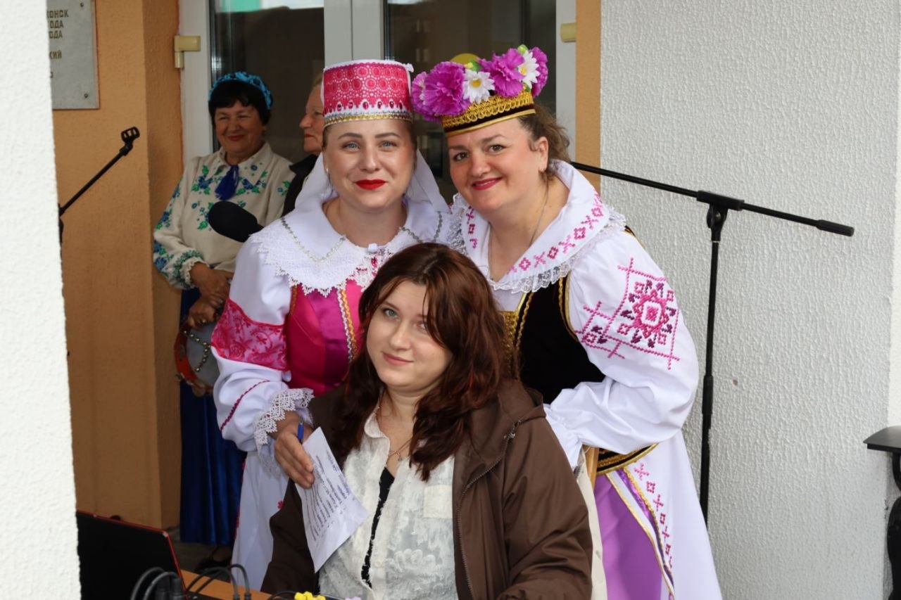 Весело и с размахом прошел день агрогородка Парохонск