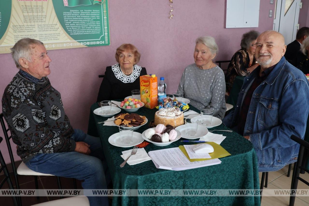 Тысячи звонков Погост-Загородской школы: были и ждут впереди