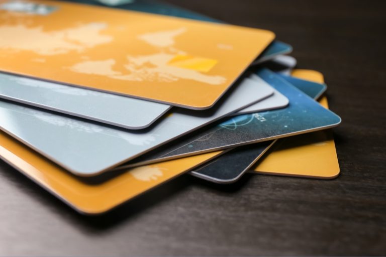 КГК выявил нарушения при выплате зарплаты с просрочкой до 55 дней