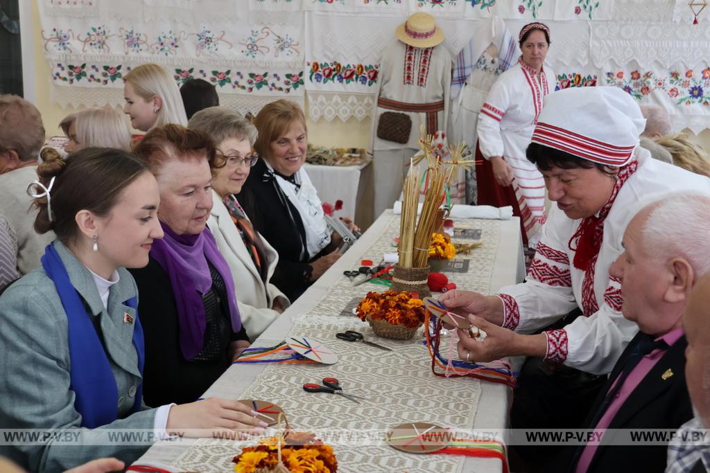 В Оснежицах  чествовали женщин, которые внесли значимый вклад в развитие Пинского района