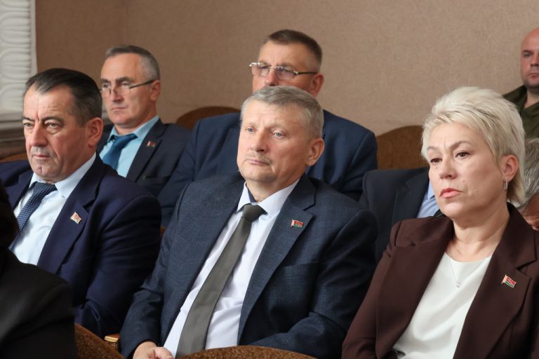 Главный вопрос – социальные гарантии для детей-сирот