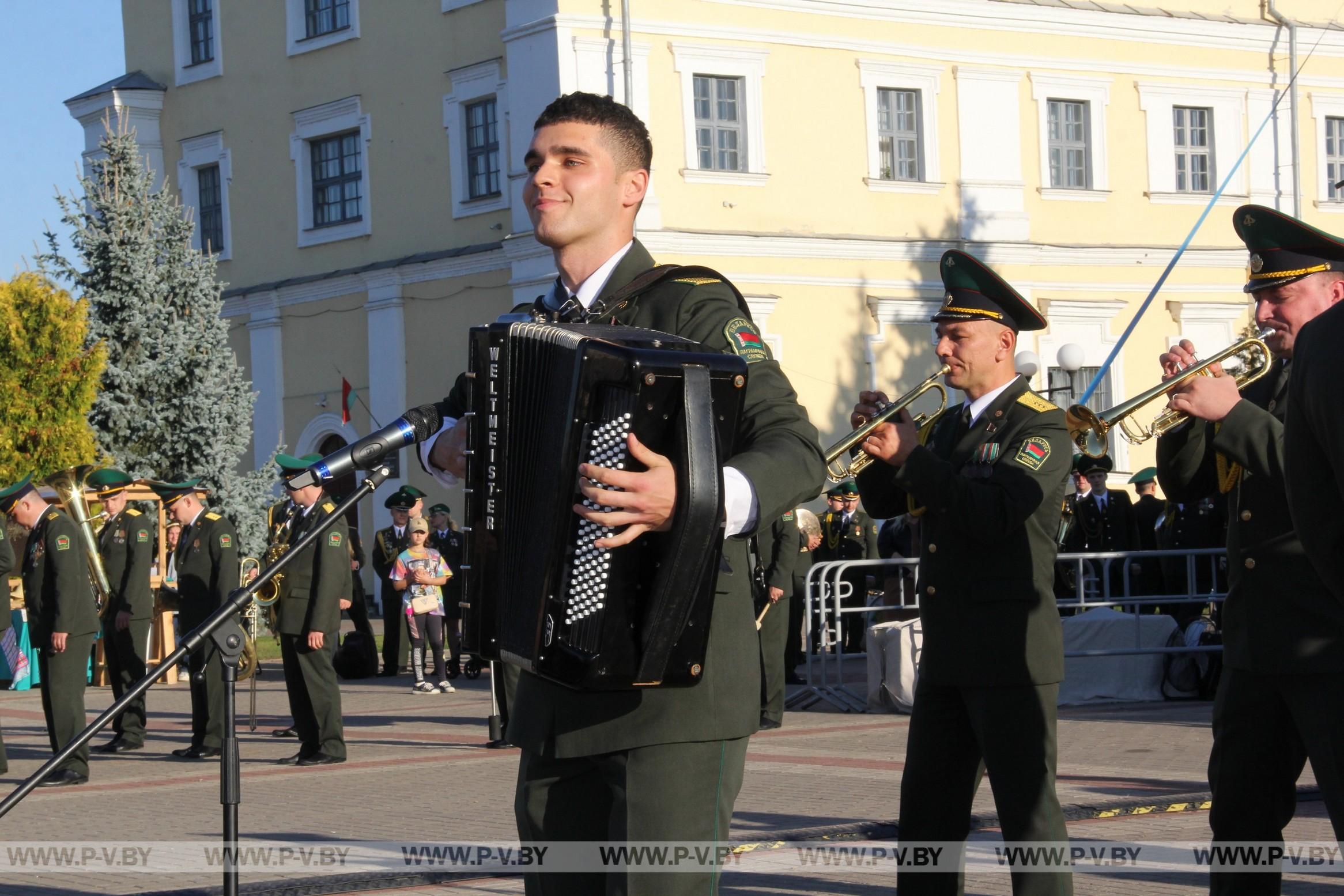 Праздничный концерт военных оркестров органов пограничной службы Республики Беларусь