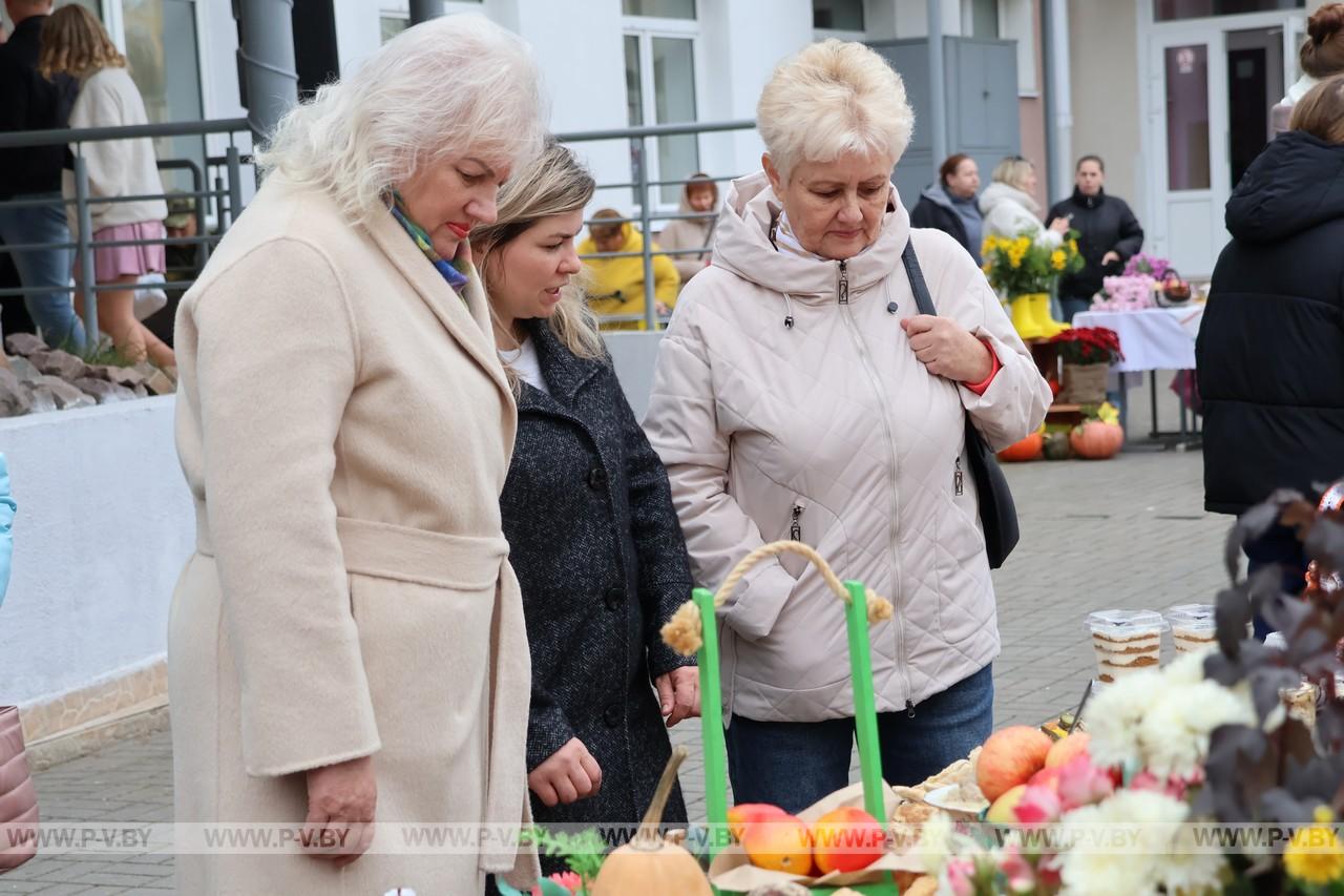 В Пинском межрайонном родильном доме отметили День матери