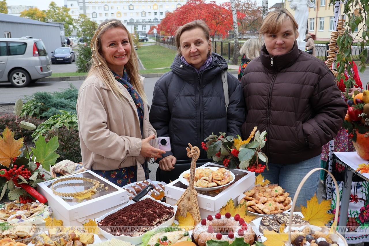 В Пинском межрайонном родильном доме отметили День матери