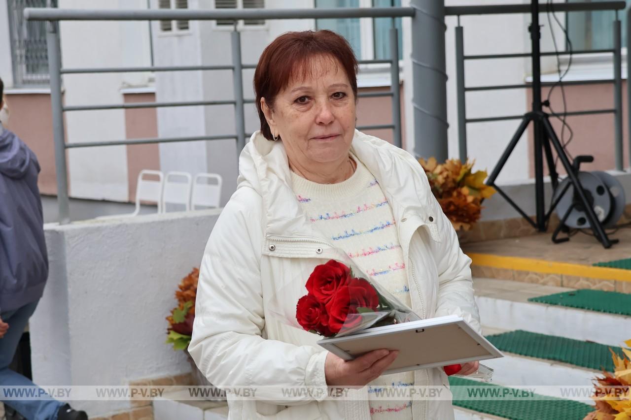 В Пинском межрайонном родильном доме отметили День матери