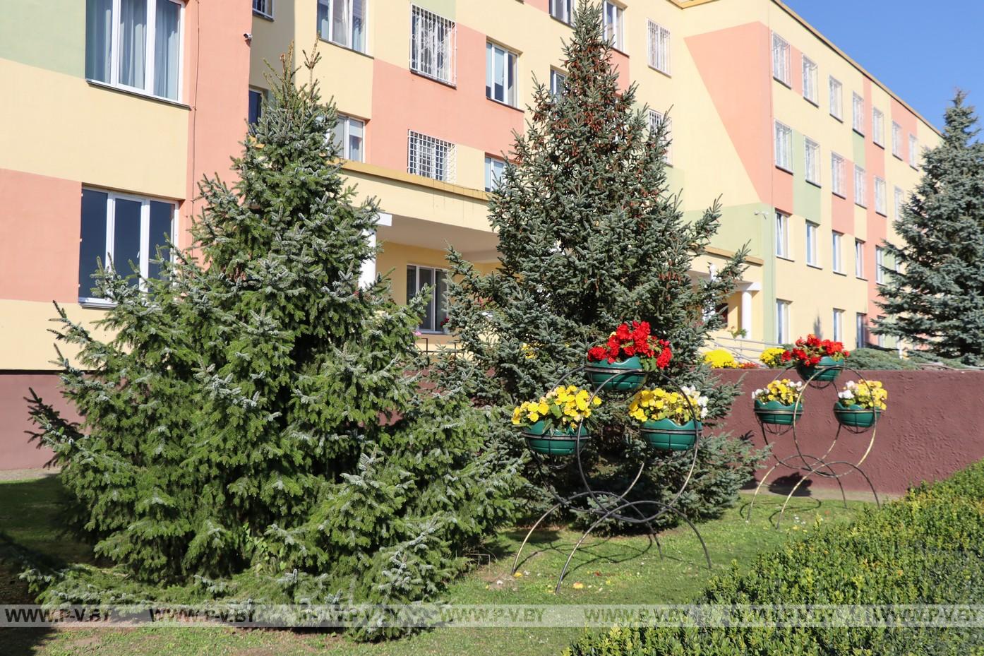 В пансионате «Меречанка» выбрали лучшие клумбы