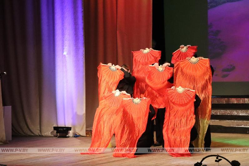 В Оснежицах поздравили педагогов Пинского района
