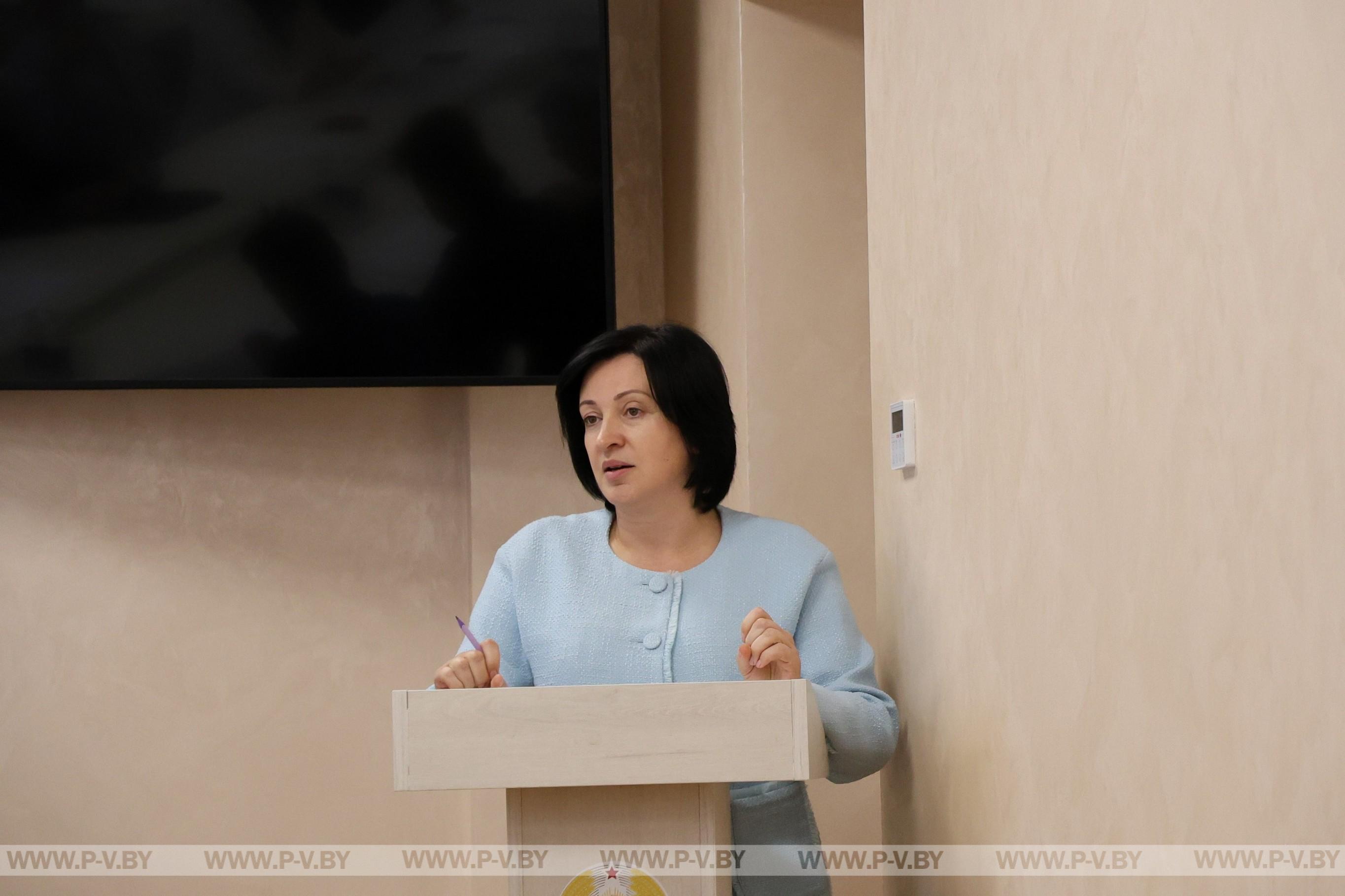 В Пинске прошла внеочередная сессия городского Совета депутатов