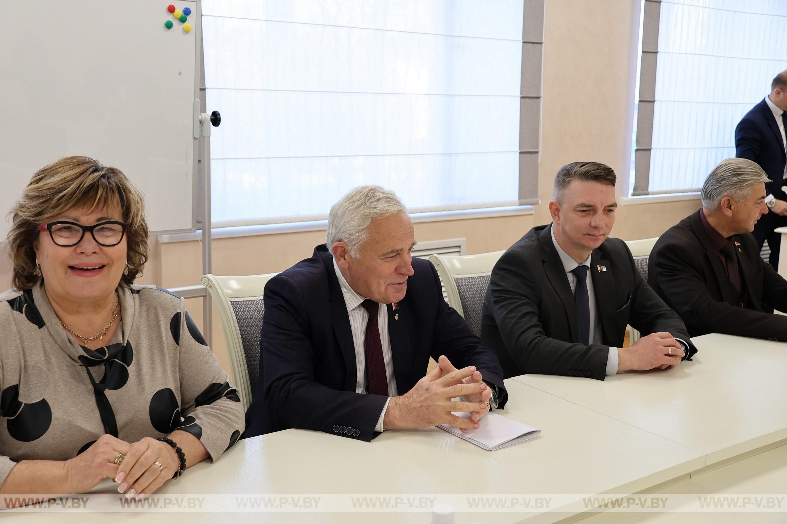 Пинщина принимает делегацию города-побратима Балахны
