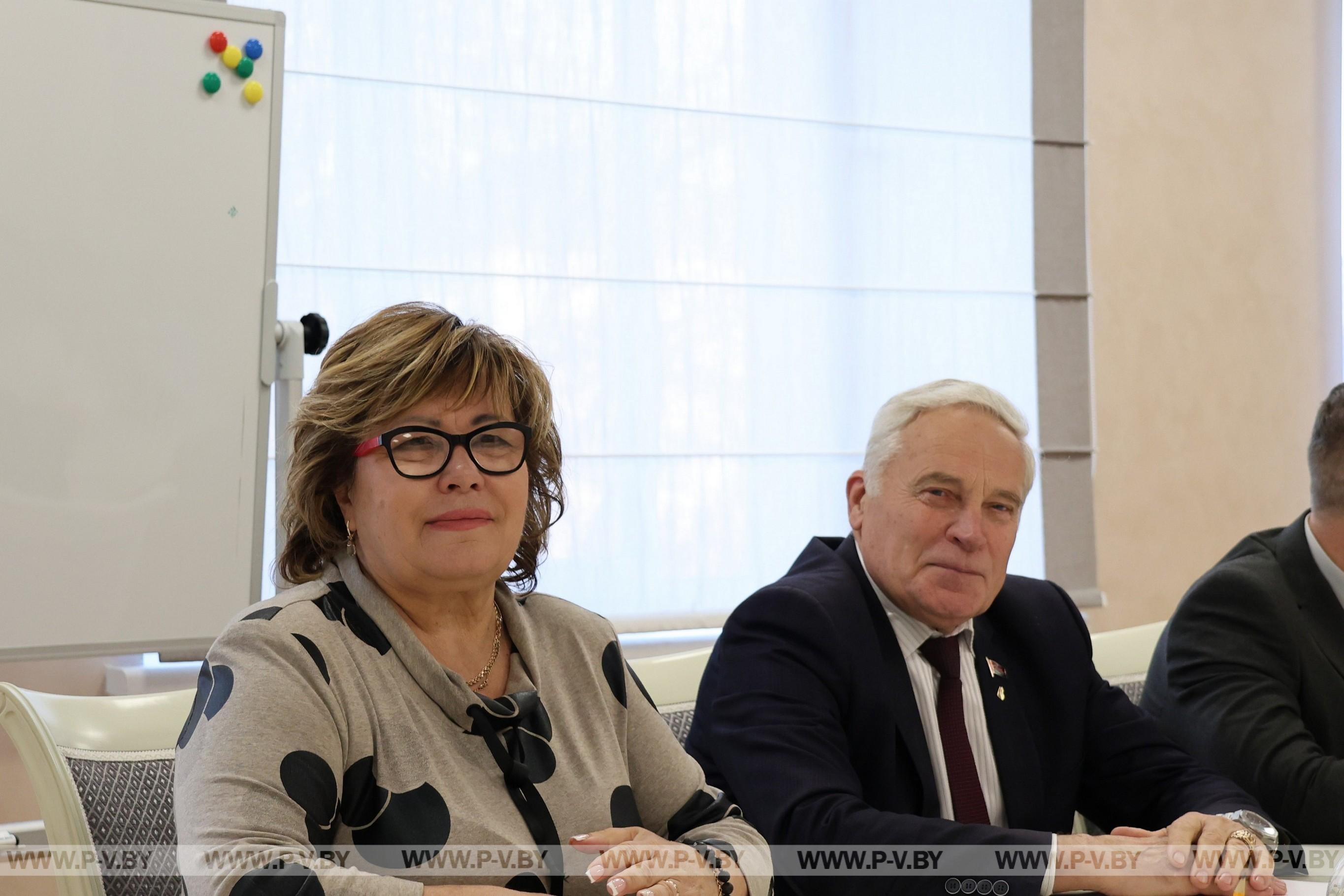 Пинщина принимает делегацию города-побратима Балахны