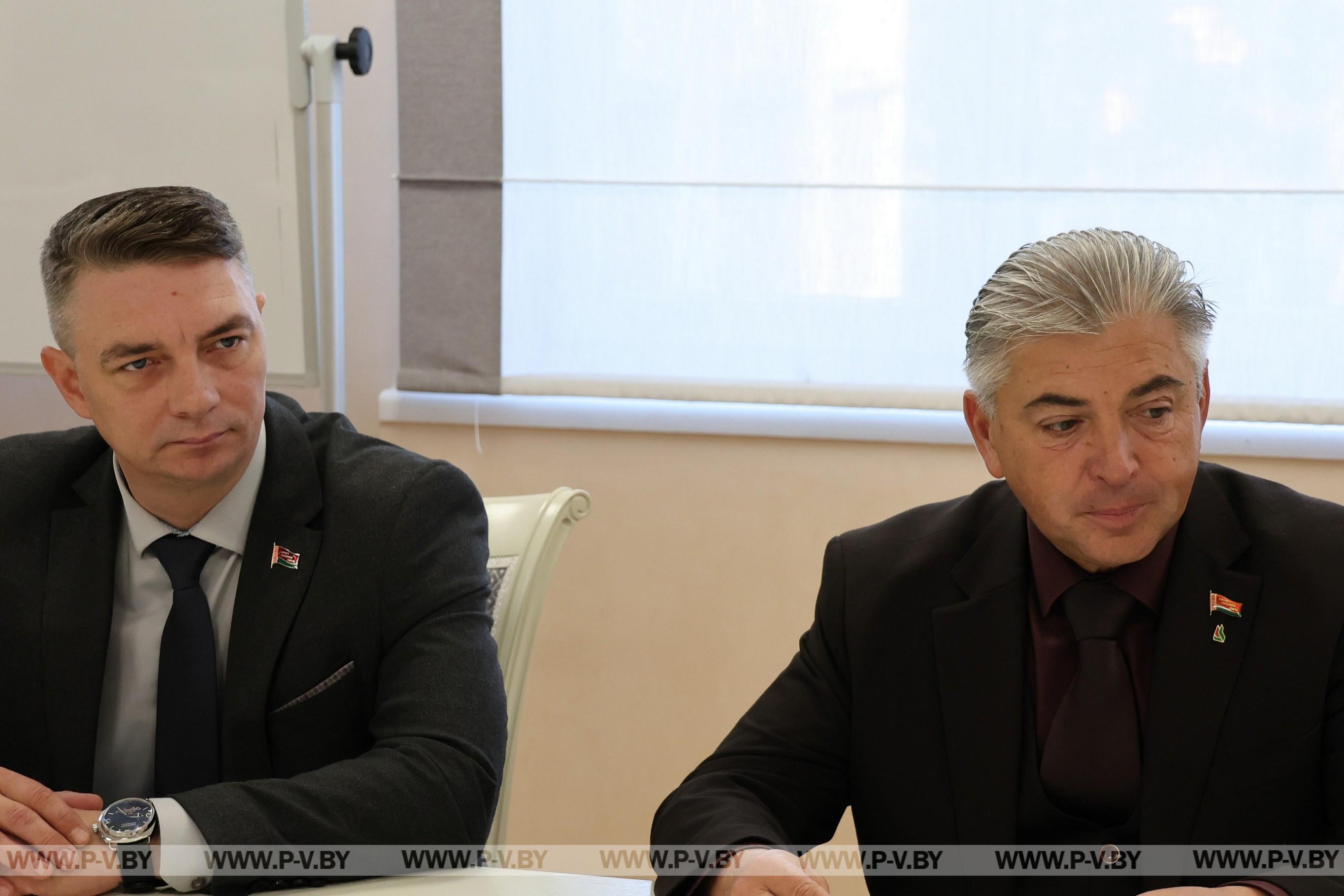 Пинщина принимает делегацию города-побратима Балахны