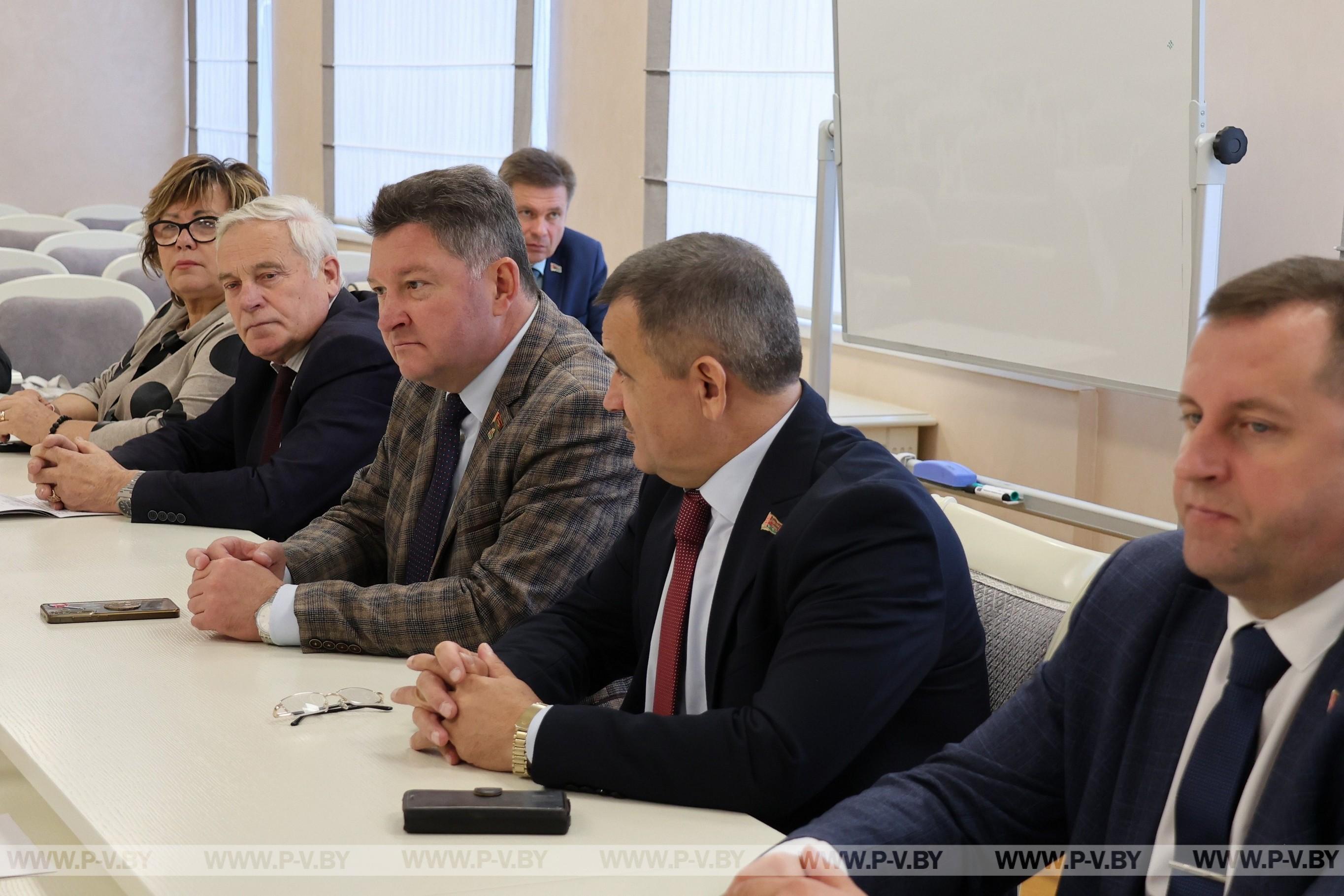 Пинщина принимает делегацию города-побратима Балахны