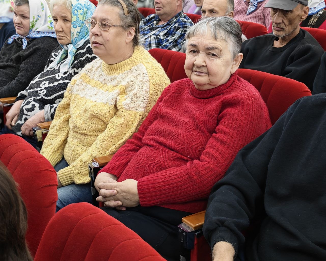 С уважением и заботой о пожилых в «Меречанке»