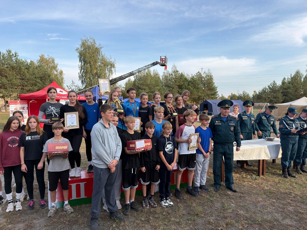 Пинские школьники сразились в пожарном спорте