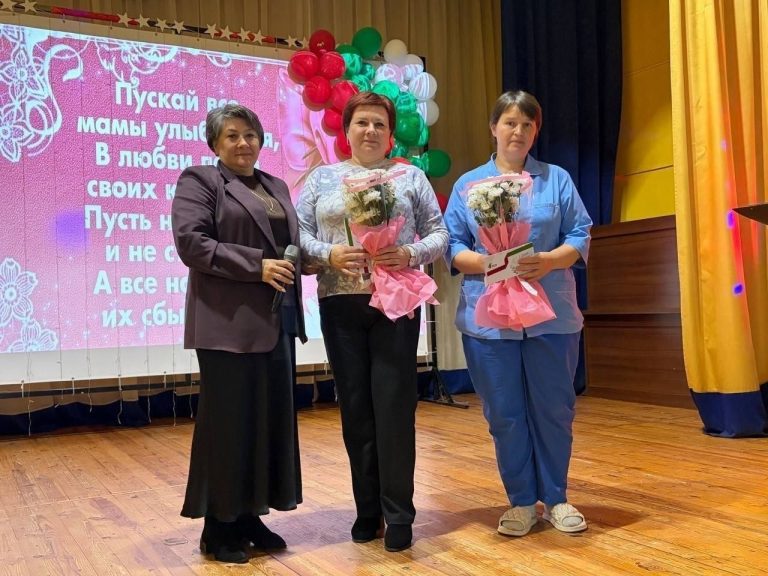 В Неделю родительской любви поздравили многодетных мам