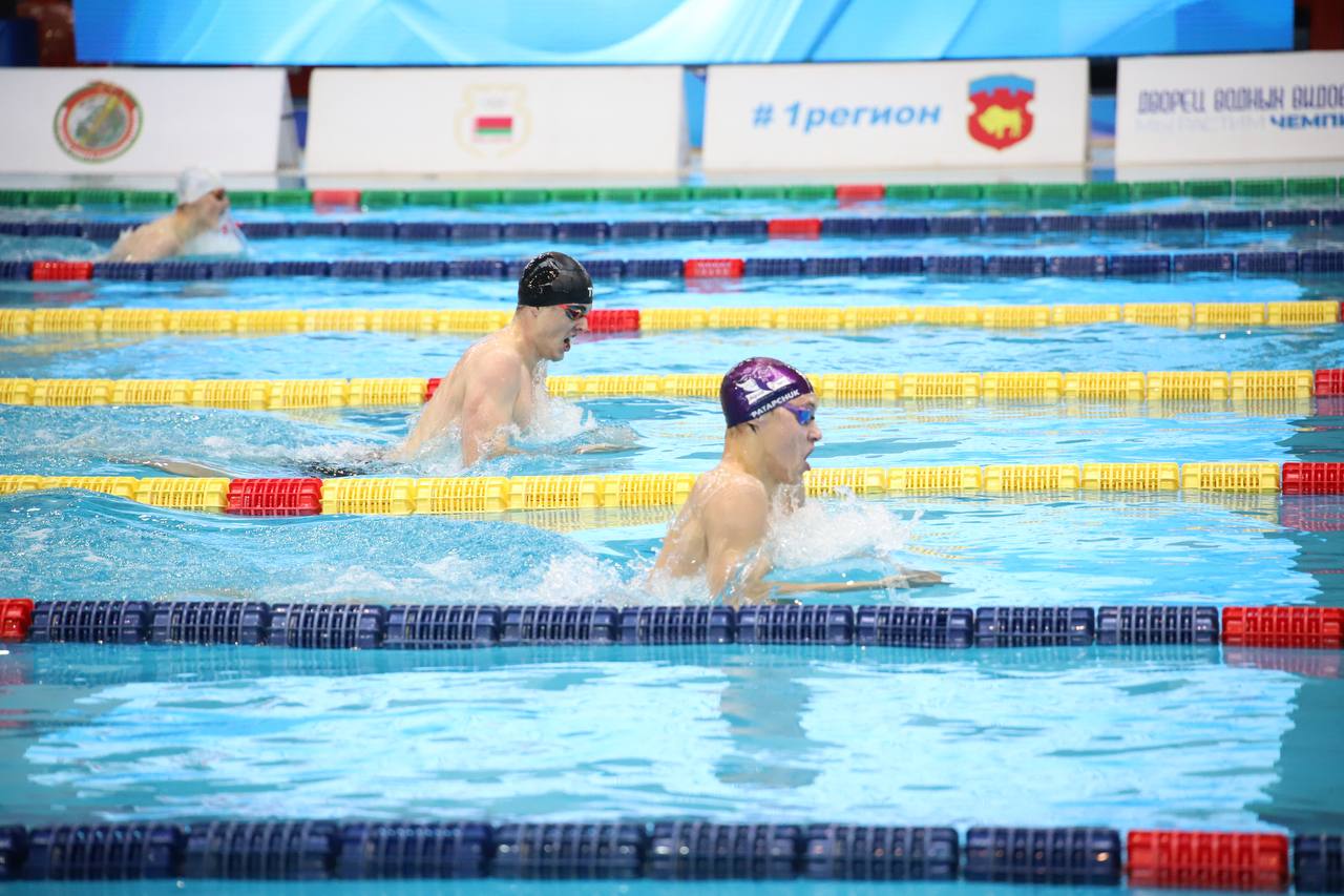 Пинские пловцы взяли бронзу чемпионата области
