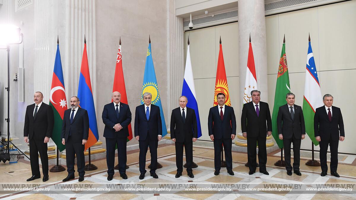 Неформальная встреча глав государств - участников СНГ Неформальная встреча глав государств - участников СНГ