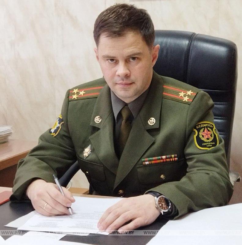 Военный комиссар г. Пинска и Пинского района полковник Андрей ОНУФРИЮК: «Никаких мобилизационных мероприятий мы не проводим» Военный комиссар г. Пинска и Пинского района полковник Андрей ОНУФРИЮК: «Никаких мобилизационных мероприятий мы не проводим»
