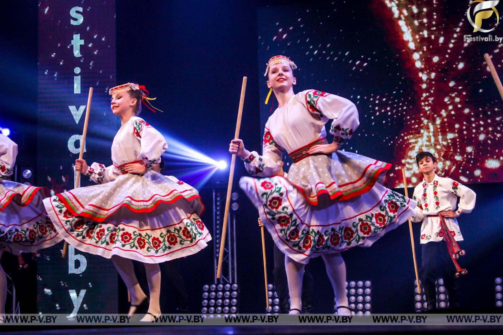 Юные танцоры Пинской детской школы искусств № 3 достойно и ярко представили город на международных конкурсах