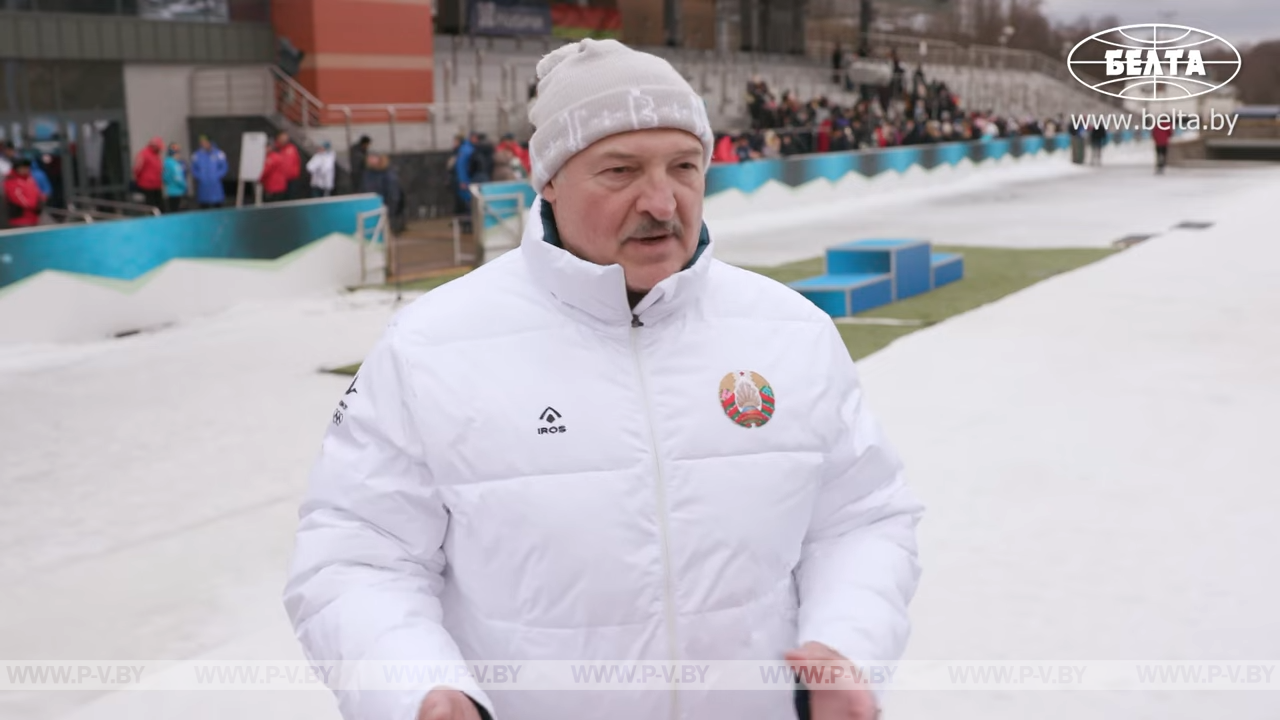 Лукашенко о готовности содействовать миру в Украине: дверь открыта в любом месте, хоть во Дворце Независимости