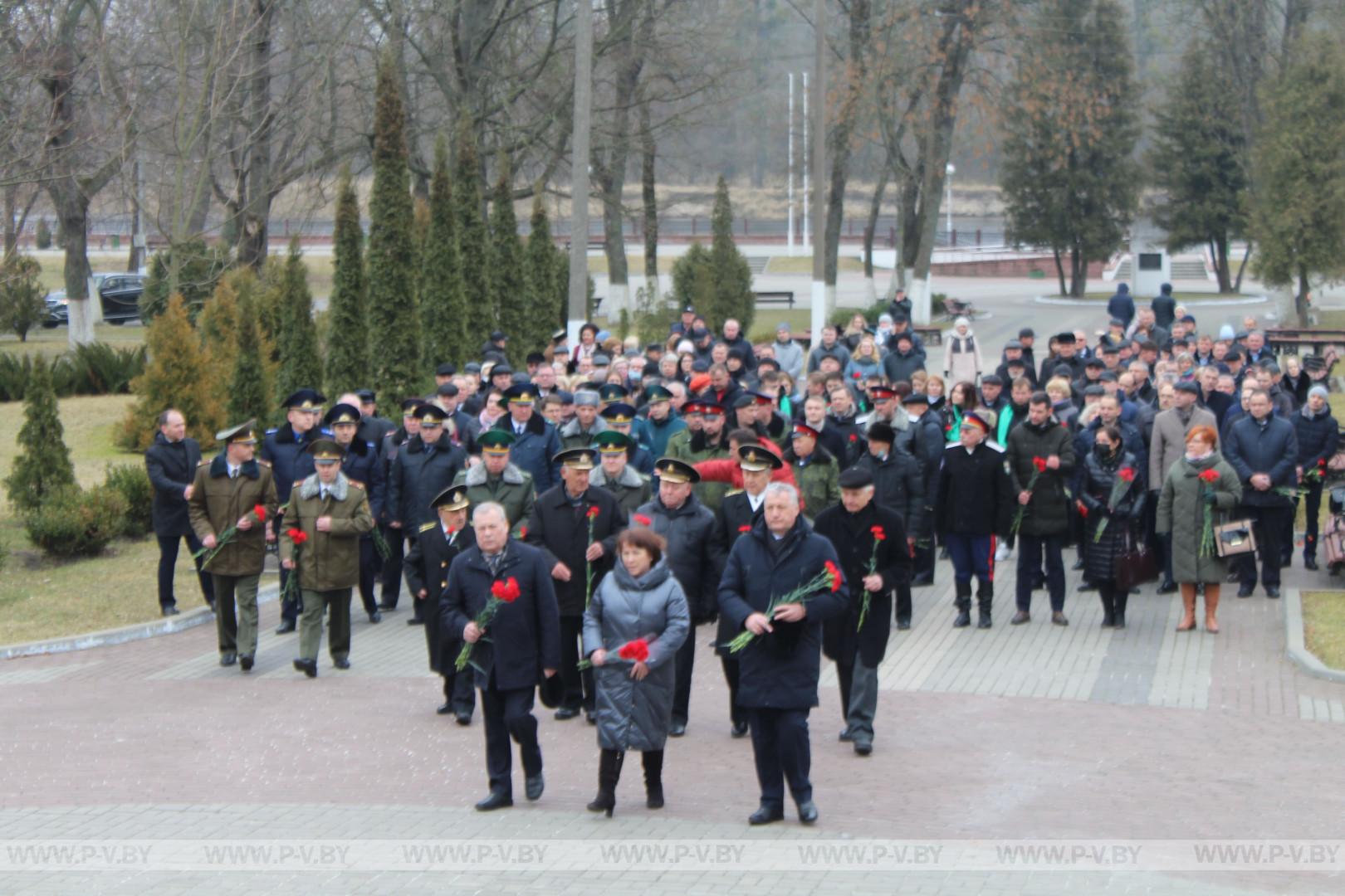 23 февраля – День защитников Отечества и Вооруженных Сил Республики Беларусь